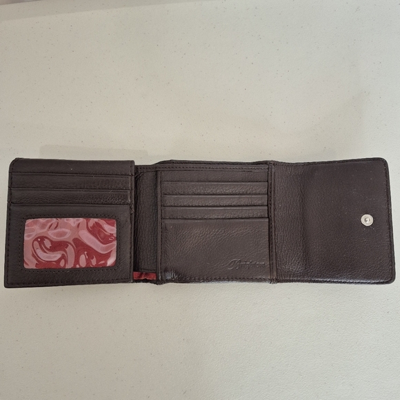 Brighton Women's Vintage Brown Leather Croc Embossed Tri-Fold Organizer Wallet - Picture 3 of 14